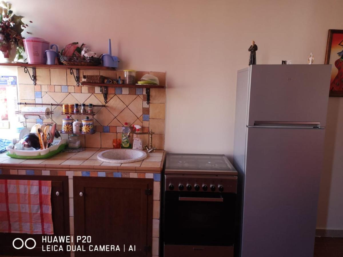 トラーパニLa Casa Di Nicolaアパートメント エクステリア 写真